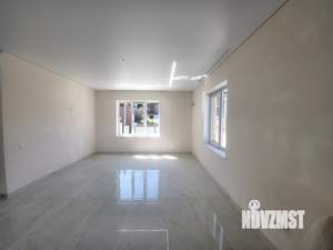 Дом 295м², 3-этажный, участок 5 сот.  