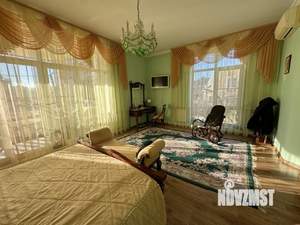 Дом 336м&sup2;, 2-этажный, участок 4 сот.  