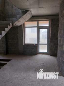 Дом 221м², 2-этажный, участок 5 сот.  