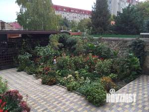 Дом 380м², 2-этажный, участок 3 сот.  