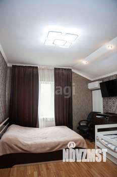 Дом 351м&sup2;, 3-этажный, участок 5 сот.  