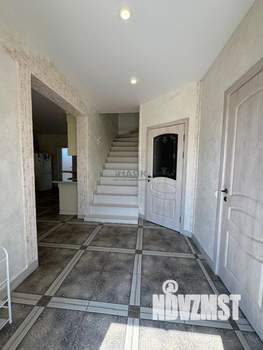 Дом 100м&sup2;, 2-этажный, участок 4 сот.  