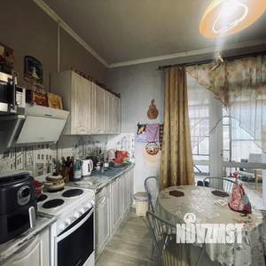 Дом 62м&sup2;, 2-этажный, участок 4 сот.  