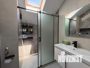 Дом 145м&sup2;, 2-этажный, участок 5 сот.  