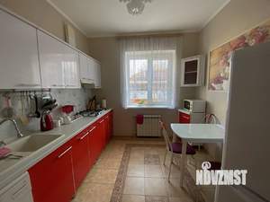 Дом 144м&sup2;, 2-этажный, участок 4 сот.  