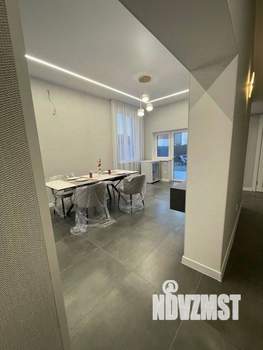 Дом 186м&sup2;, 2-этажный, участок 4 сот.  