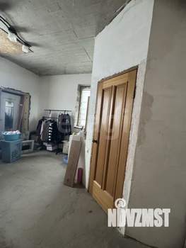 Дом 218м&sup2;, 3-этажный, участок 6 сот.  