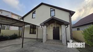 Дом 175м&sup2;, 2-этажный, участок 4 сот.  