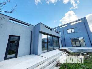 Коттедж 680м&sup2;, 2-этажный, участок 11 сот.  