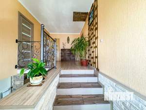 Дом 144м&sup2;, 2-этажный, участок 4 сот.  