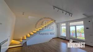 Таунхаус 191м&sup2;, 3-этажный, участок 1 сот.  