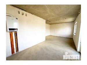 Дом 130м&sup2;, 2-этажный, участок 5 сот.  