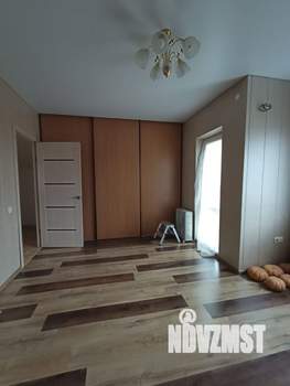 Дом 114м², 2-этажный, участок 3 сот.  