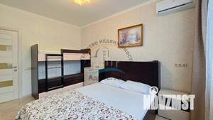 Дом 90м&sup2;, 2-этажный, участок 1 сот.  