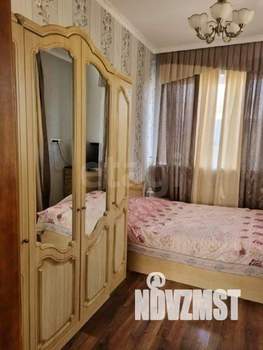 Дом 380м², 3-этажный, участок 4 сот.  