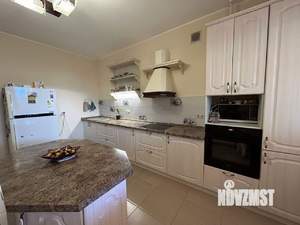 Дом 108м², 2-этажный, участок 2 сот.  