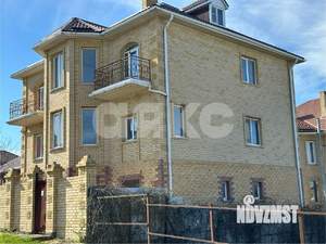 Дом 388м&sup2;, 3-этажный, участок 4 сот.  