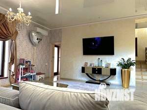 Дом 160м², 2-этажный, участок 4 сот.  