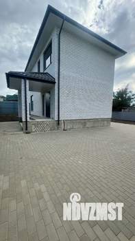 Дом 130м&sup2;, 2-этажный, участок 3 сот.  