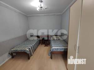 Дом 176м&sup2;, 2-этажный, участок 3 сот.  