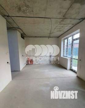 Дом 98м&sup2;, 2-этажный, участок 3 сот.  