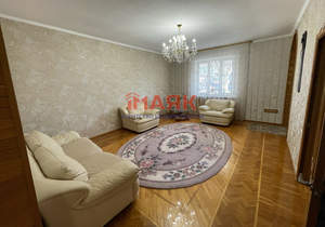 Дом 261м², 3-этажный, участок 3 сот.  