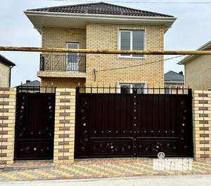 Дом 172м&sup2;, 2-этажный, участок 4 сот.  