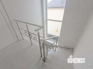 Дом 150м&sup2;, 2-этажный, участок 4 сот.  