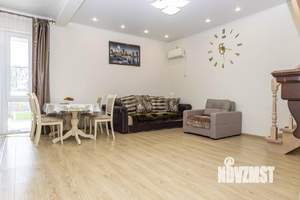 Дом 120м&sup2;, 2-этажный, участок 5 сот.  