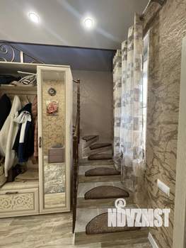 Дом 160м&sup2;, 2-этажный, участок 4 сот.  