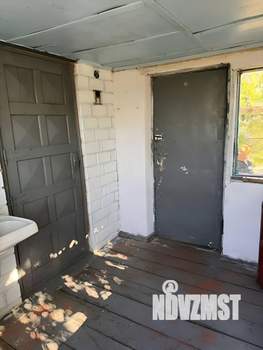 Дом 30м², 2-этажный, участок 5 сот.  