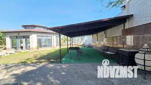 Коттедж 780м&sup2;, 3-этажный, участок 20 сот.  