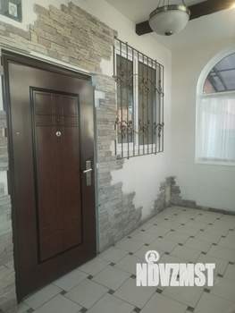 Дом 249м&sup2;, 2-этажный, участок 3 сот.  