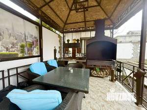 Коттедж 148м&sup2;, 2-этажный, участок 3 сот.  