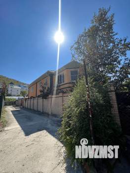 Дом 295м&sup2;, 2-этажный, участок 10 сот.  