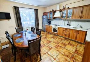 Дом 160м², 2-этажный, участок 9 сот.  