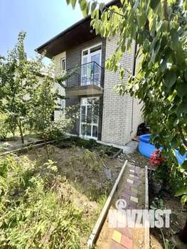 Дом 150м&sup2;, 3-этажный, участок 4 сот.  