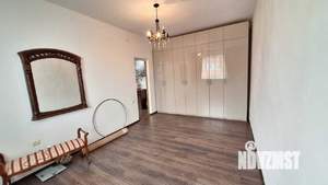 Дом 250м&sup2;, 2-этажный, участок 10 сот.  