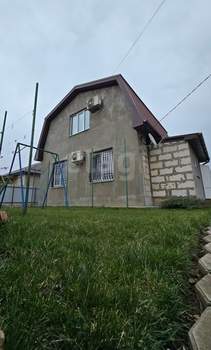 Дом 70м&sup2;, 2-этажный, участок 10 сот.  