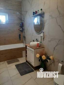 Дом 125м², 2-этажный, участок 10 сот.  
