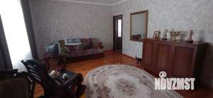 Дом 373м², 2-этажный, участок 10 сот.  