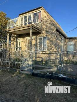 Дом 50м&sup2;, 2-этажный, участок 5 сот.  