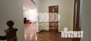 Дом 322м², 2-этажный, участок 9 сот.  