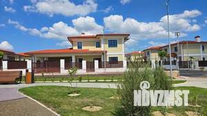 Коттедж 263м&sup2;, 2-этажный, участок 10 сот.  