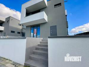 Коттедж 200м², 2-этажный, участок 7 сот.  