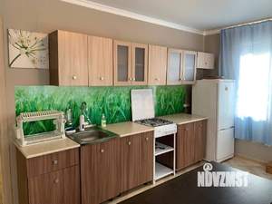 Дом 81м&sup2;, 2-этажный, участок 9 сот.  