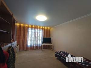 Дом 50м², 2-этажный, участок 6 сот.  