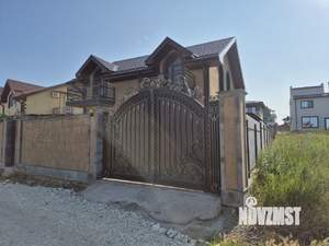 Дом 214м², 2-этажный, участок 5 сот.  