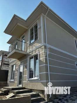 Дом 143м&sup2;, 2-этажный, участок 3 сот.  