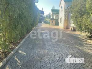 Дом 215м&sup2;, 2-этажный, участок 814 сот.  